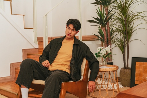 [Courier-Borneo] PATTERN B Executive Jacket